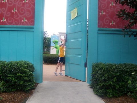 Ahh!! I'm shrinking!