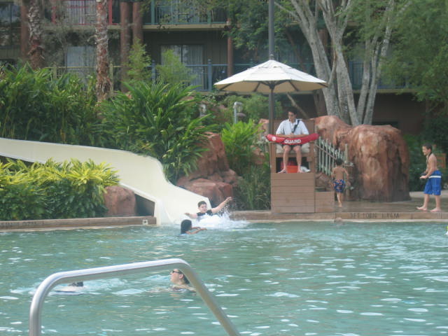 AKL  Pool