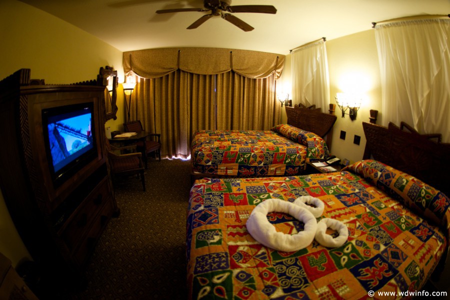 Animal-Kingdom-Lodge-Room-061