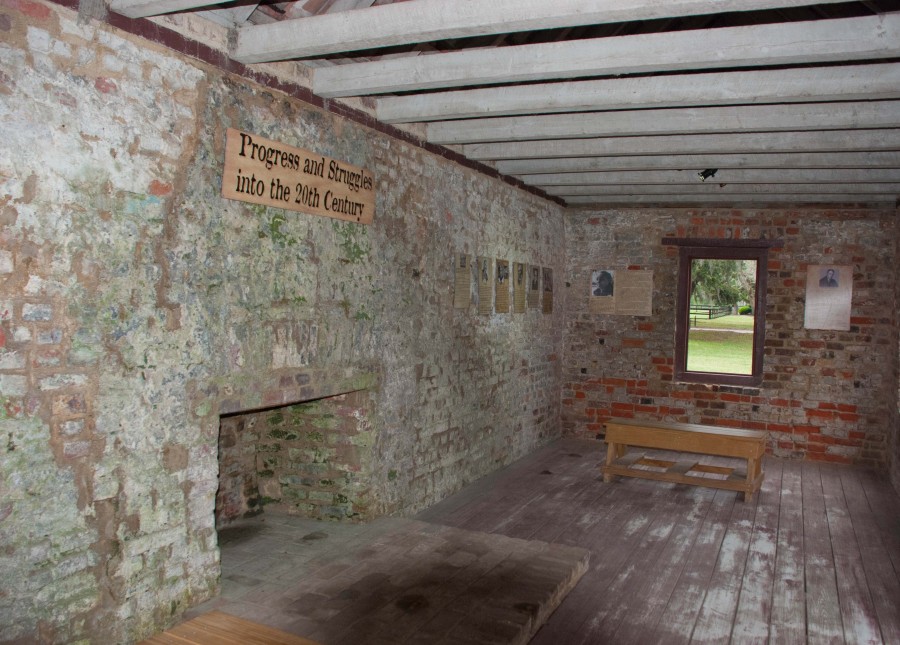 Antique_Building_Interior13