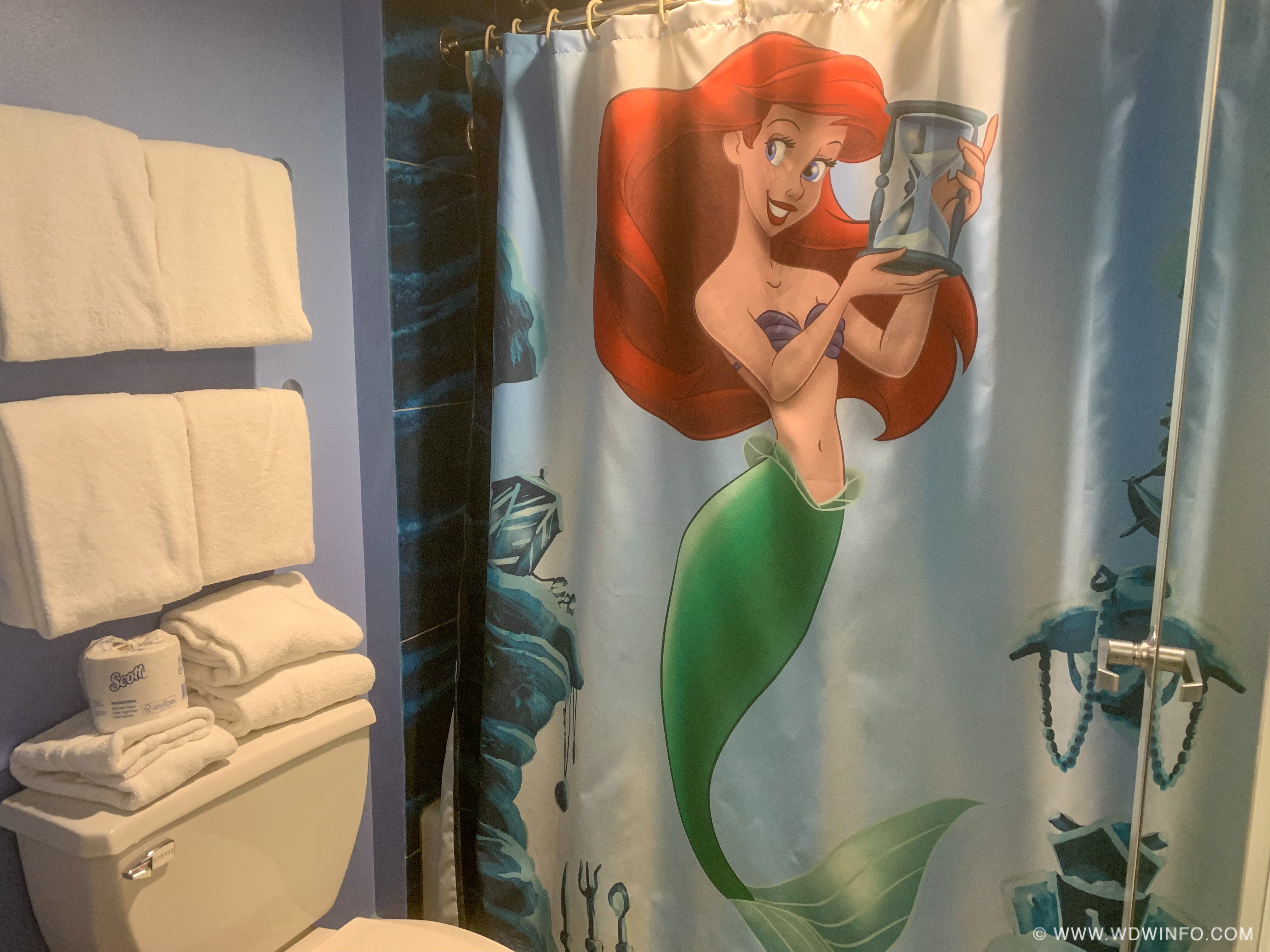 art-of-animation-little-mermaid-standard-rooms-011