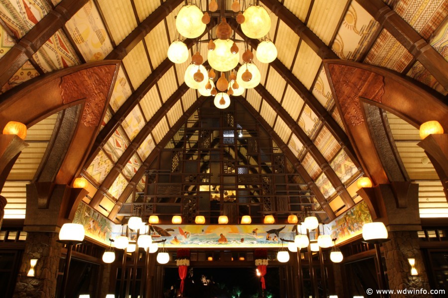 Aulani-entrance-lobby-26