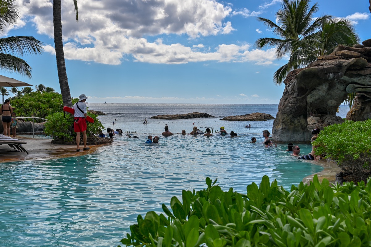 Aulani-Resort-004