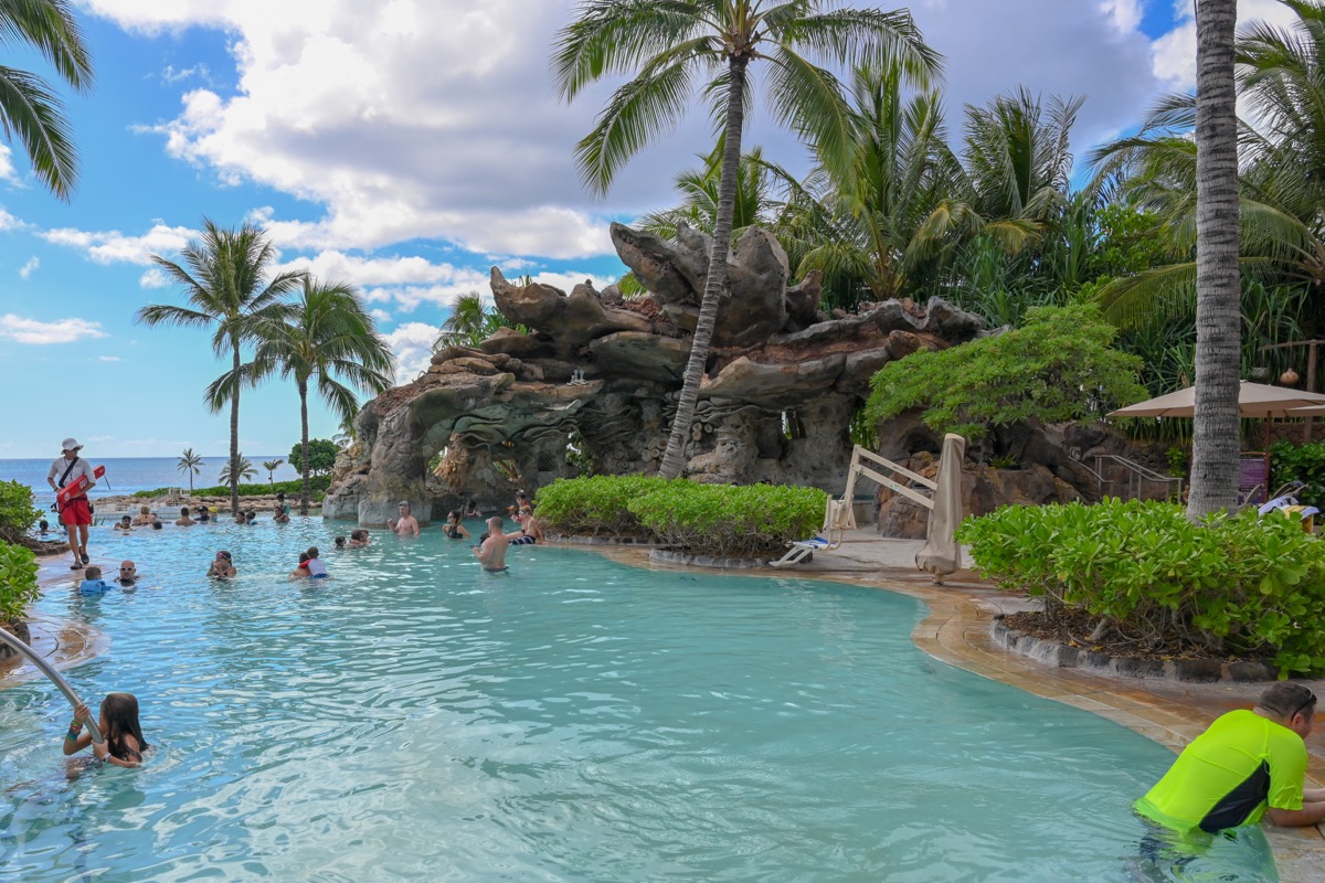 Aulani-Resort-005