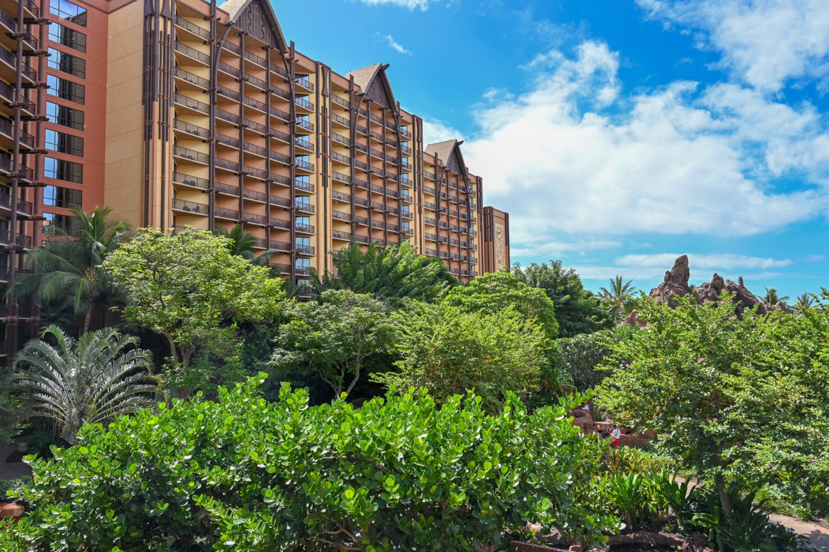 Aulani-Resort-022