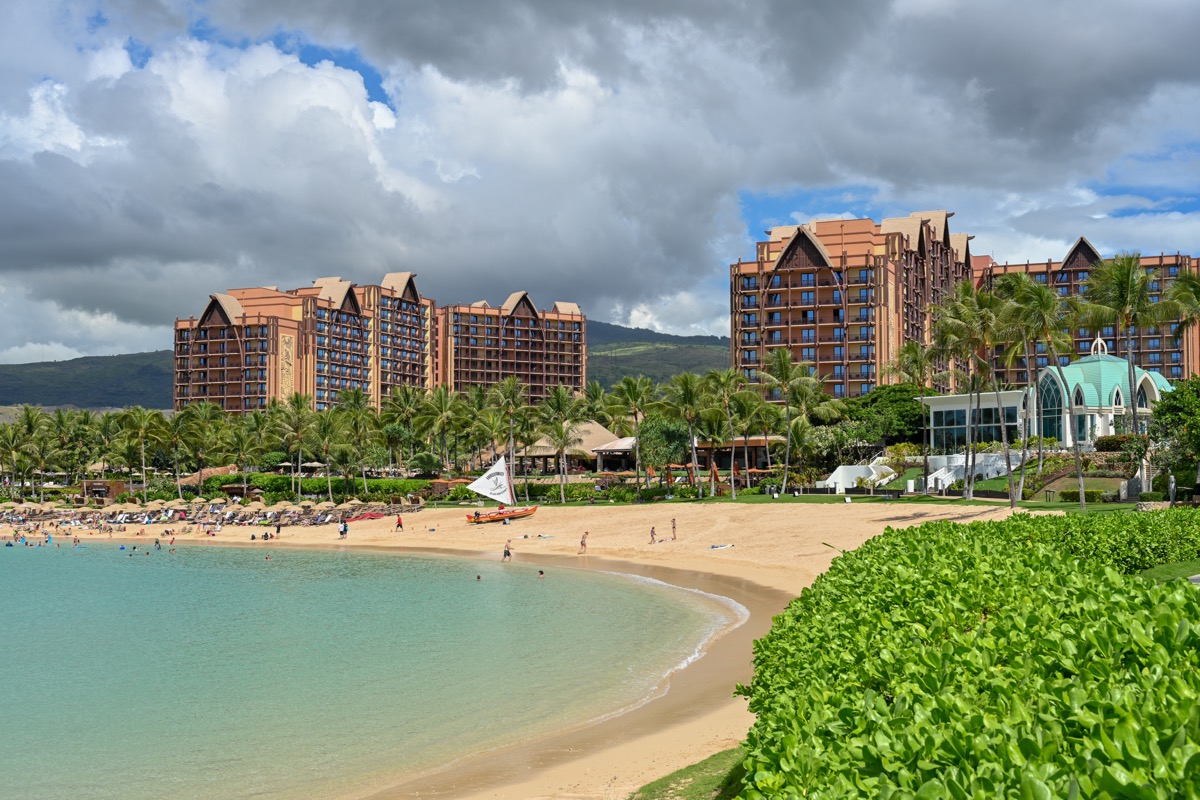 Aulani-Resort-027