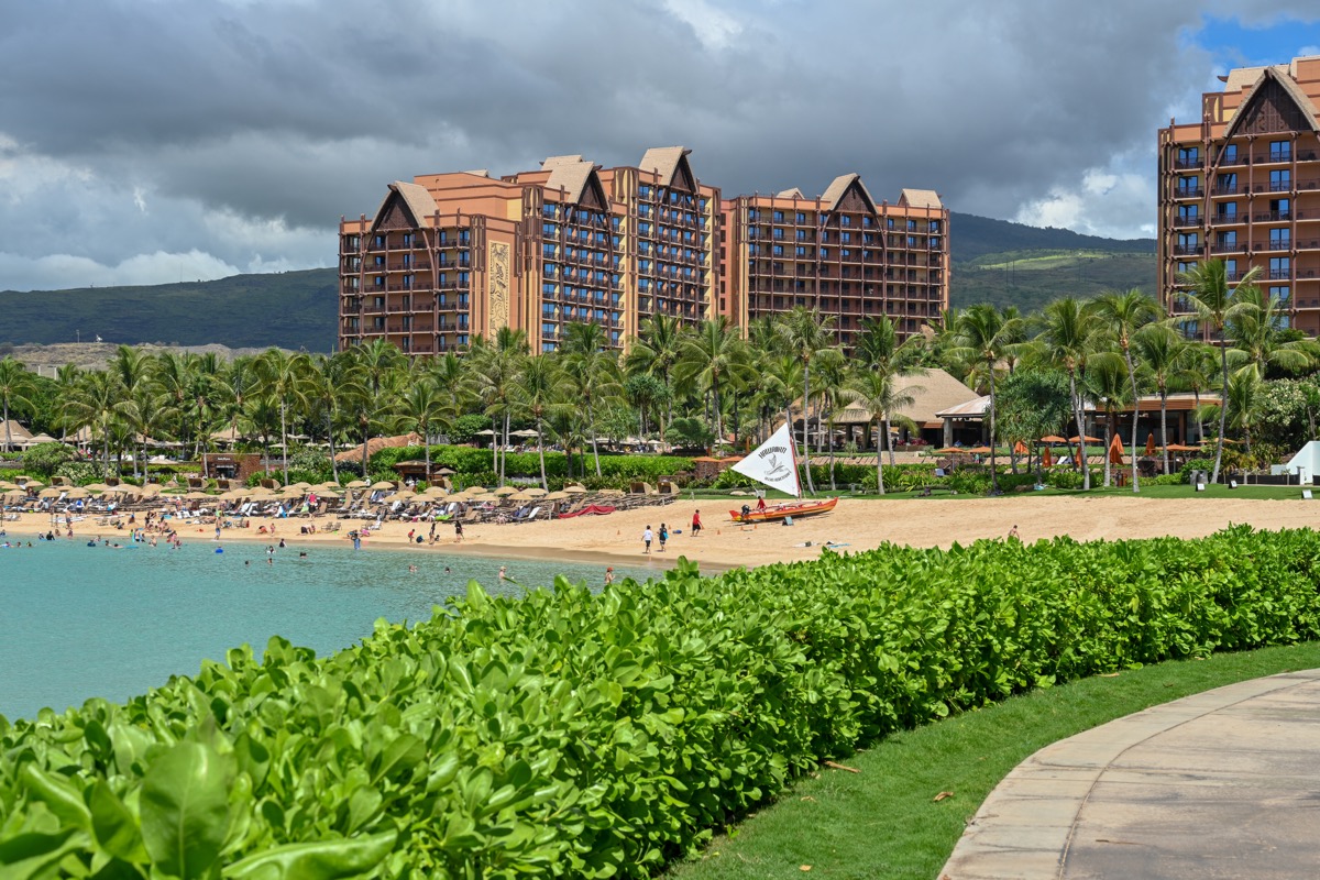 Aulani-Resort-028