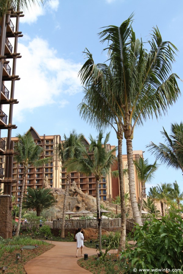 Aulani-Resort-59