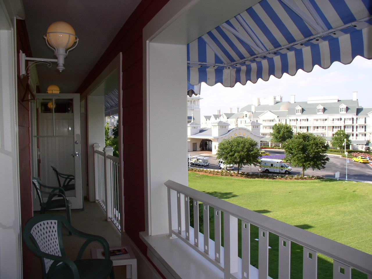 Balcony2