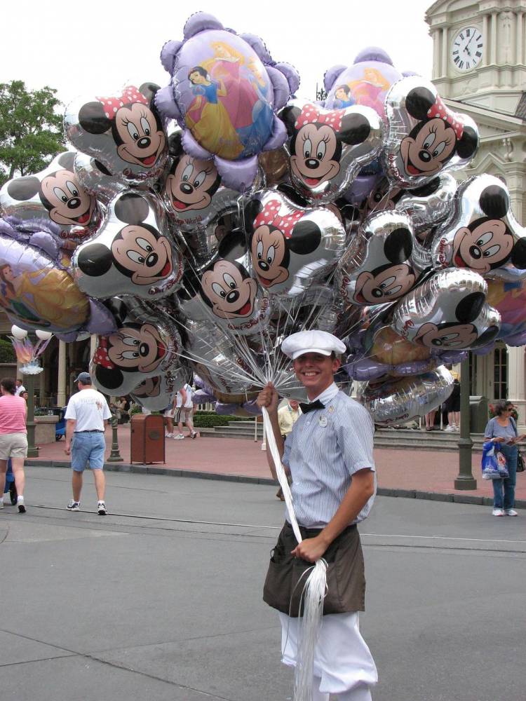Balloon Guy on Main Street