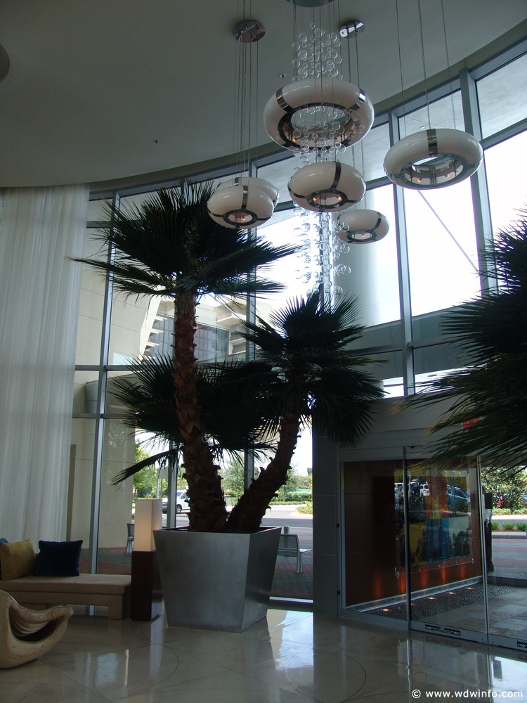 Bay_Lake_Tower_007