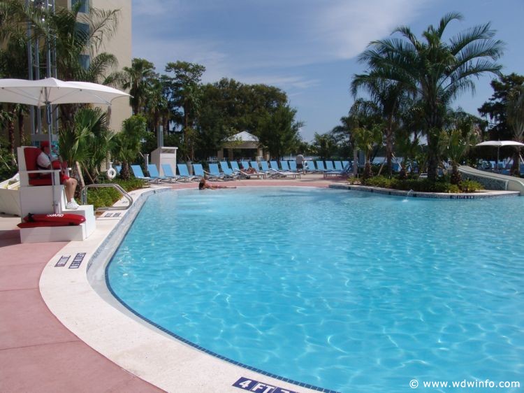 Bay lake tower pool 02 the dis disney discussion forums disboards