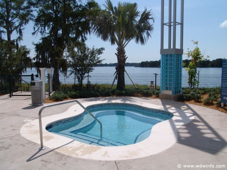 Bay lake tower pool 08 the dis disney discussion forums disboards