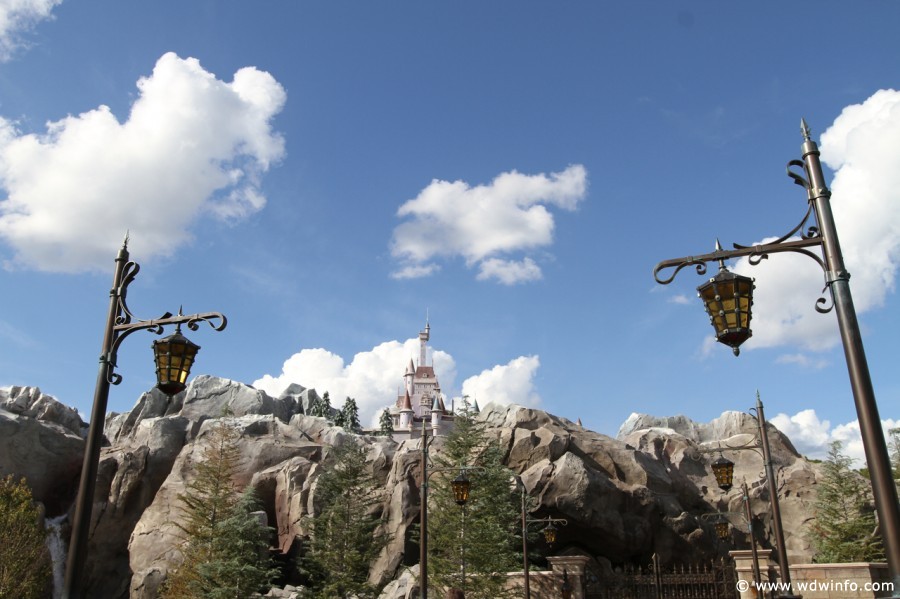 Be-Our-Guest-Restaurant-004