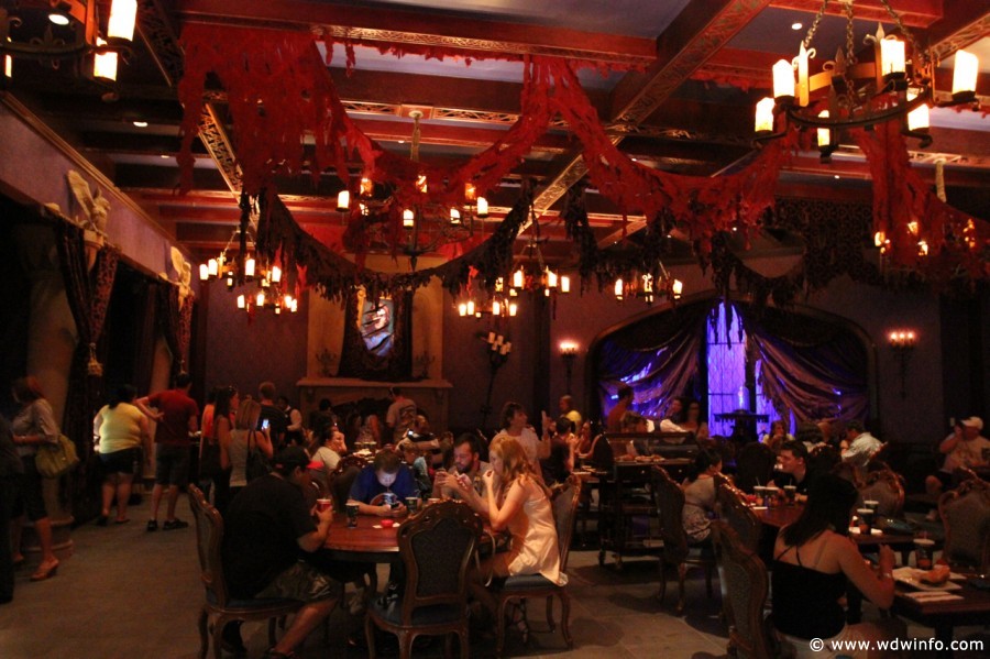 Be-Our-Guest-Restaurant-99q