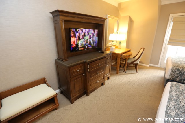 Beach-Club-Standard-Room-15