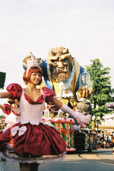 Beast float