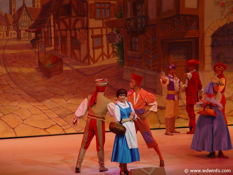 Beauty_and_the_Beast_Stage_Show_05