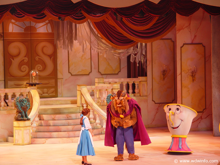 Beauty_and_the_Beast_Stage_Show_14