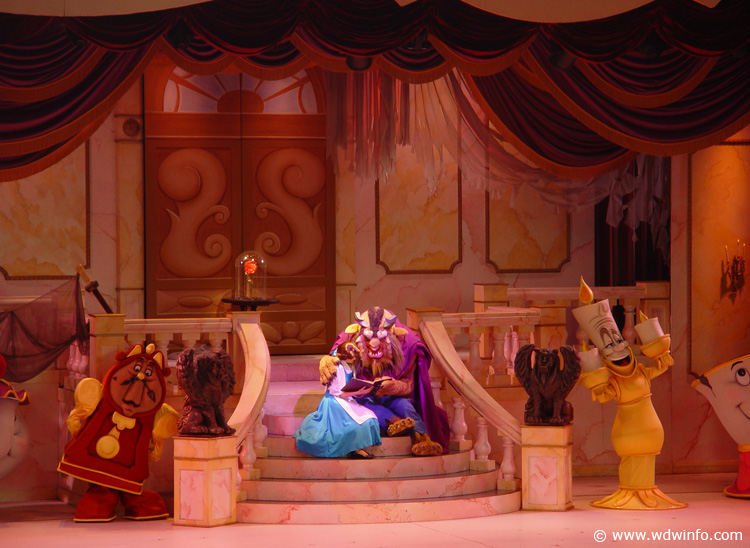 Beauty_and_the_Beast_Stage_Show_17