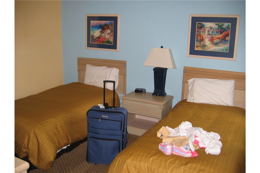 Bedroom 2 Twins