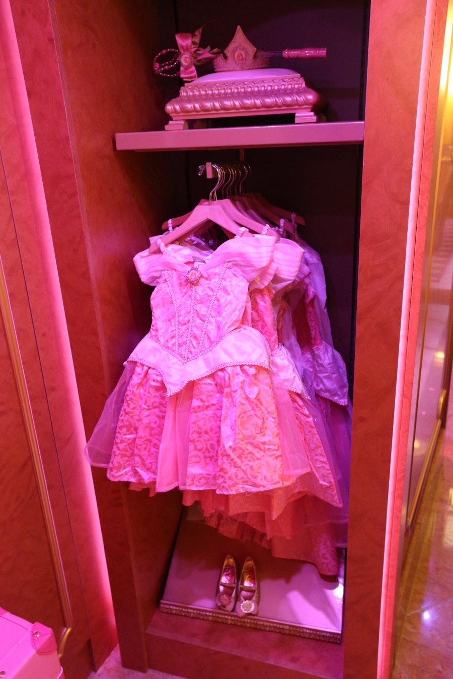 Bibbidi Bobbidi Boutique-010