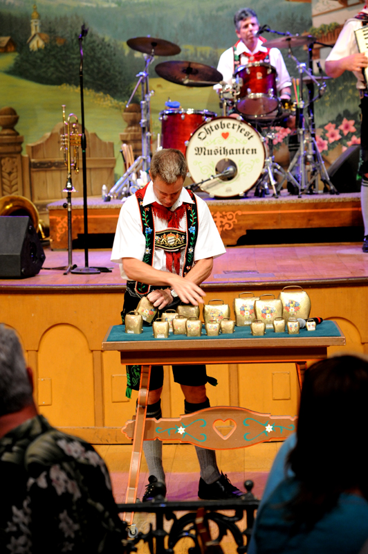 Biergarten Musical Bells