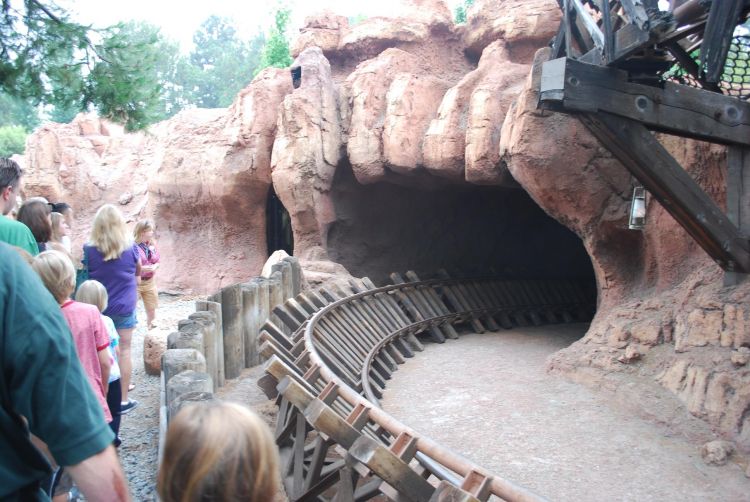 Big Thunder Mountain Railroad Breakdown 1