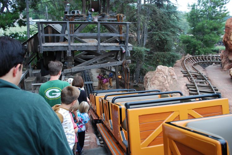 Big Thunder Mountain Railroad Breakdown 1