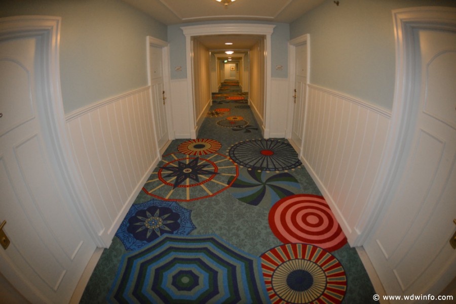 Boardwalk-Inn-Standard-Room-10