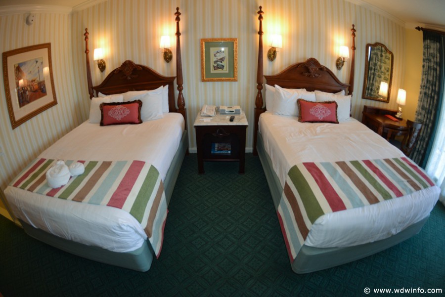 Boardwalk-Inn-Standard-Room-14