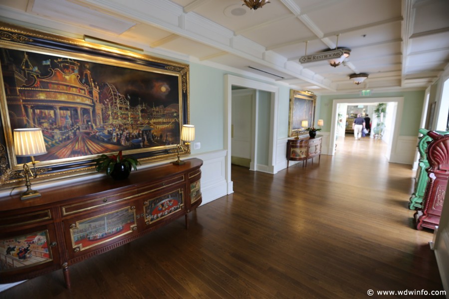 Boardwalk-Lobby-35