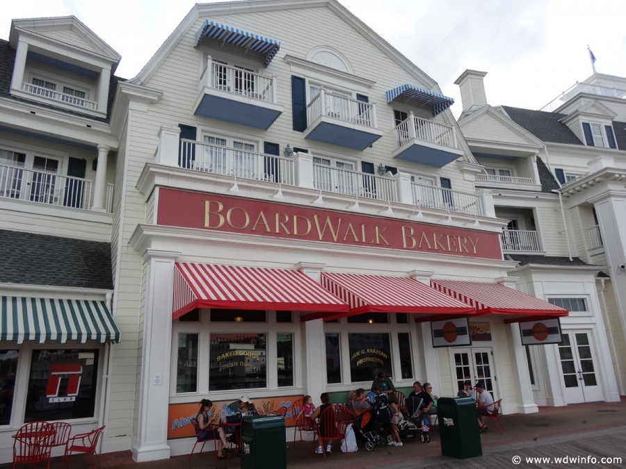 Boardwalk_Dining_001