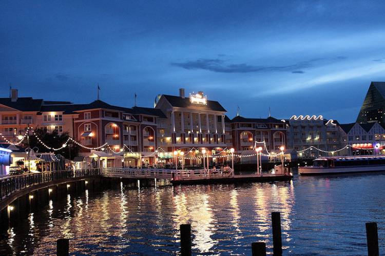Boardwalk_Night