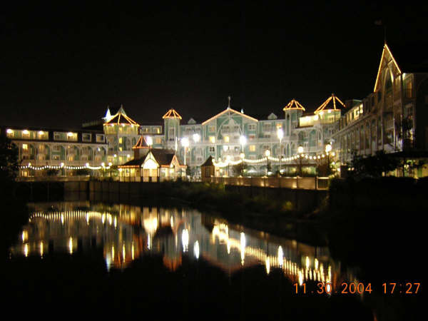 Boardwalk_reflections