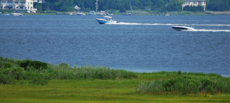 boat_moving_3