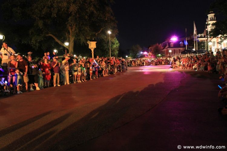 Boo-to-You_Halloween_Parade_02