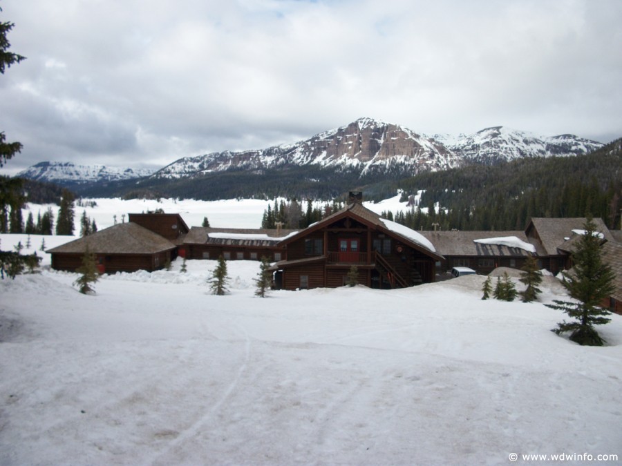 Brooks-Lake-Lodge-002