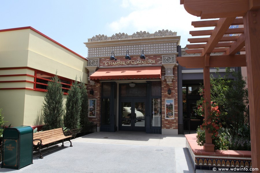 Buena-Vista-Street-018