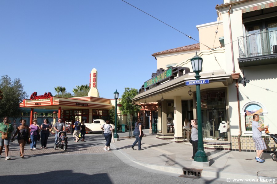 Buena-Vista-Street-024