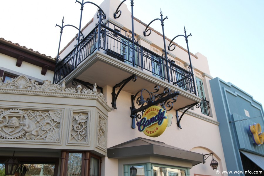 Buena-Vista-Street-074