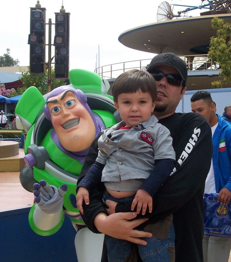 BUZZ