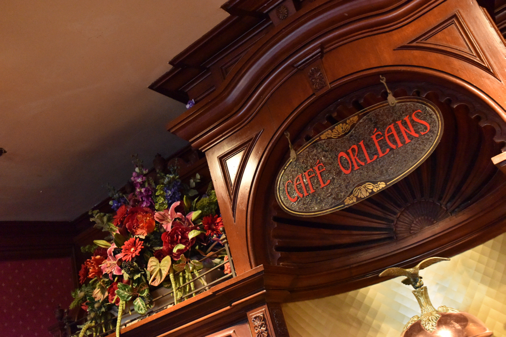 Cafe-Orleans-01