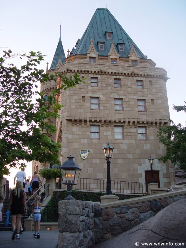 Canada_Epcot_03