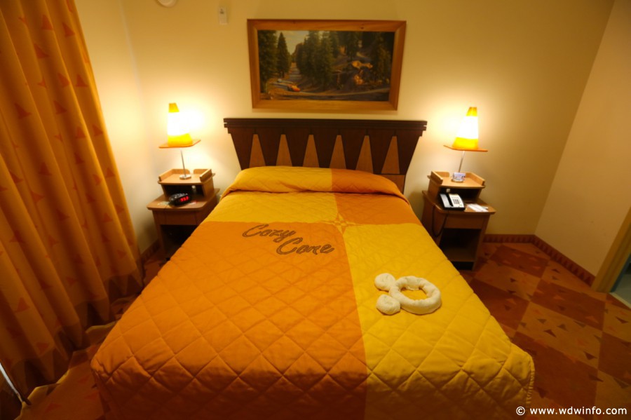Cars-Family-Suite-003