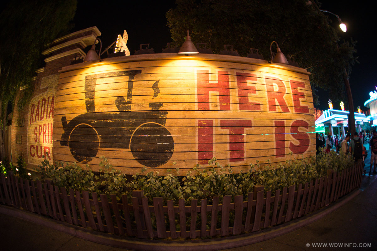 Cars-Land-05