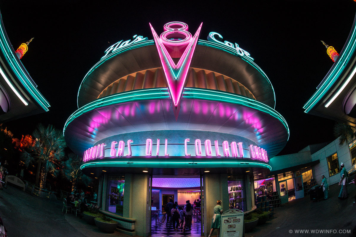 Cars-Land-16