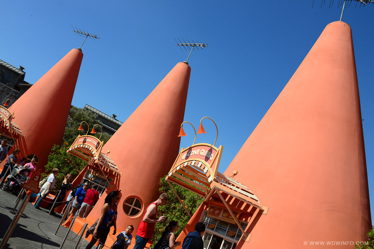 Cars-Land-49