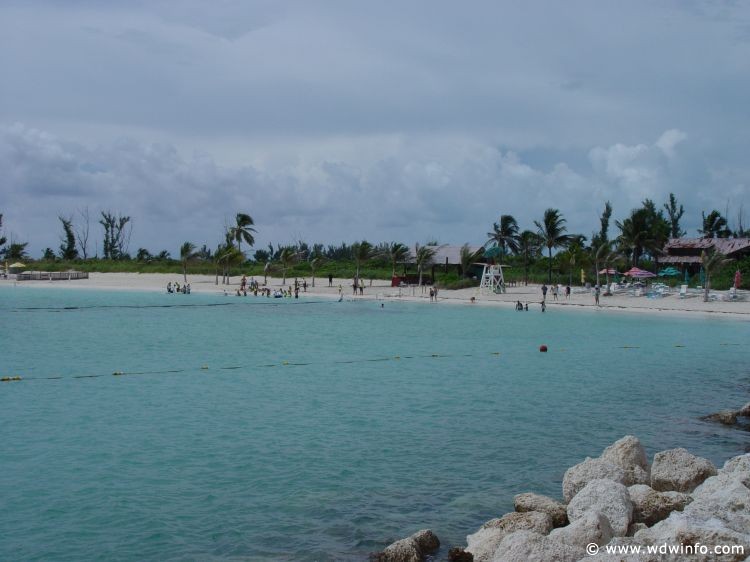 Castaway-Cay_100