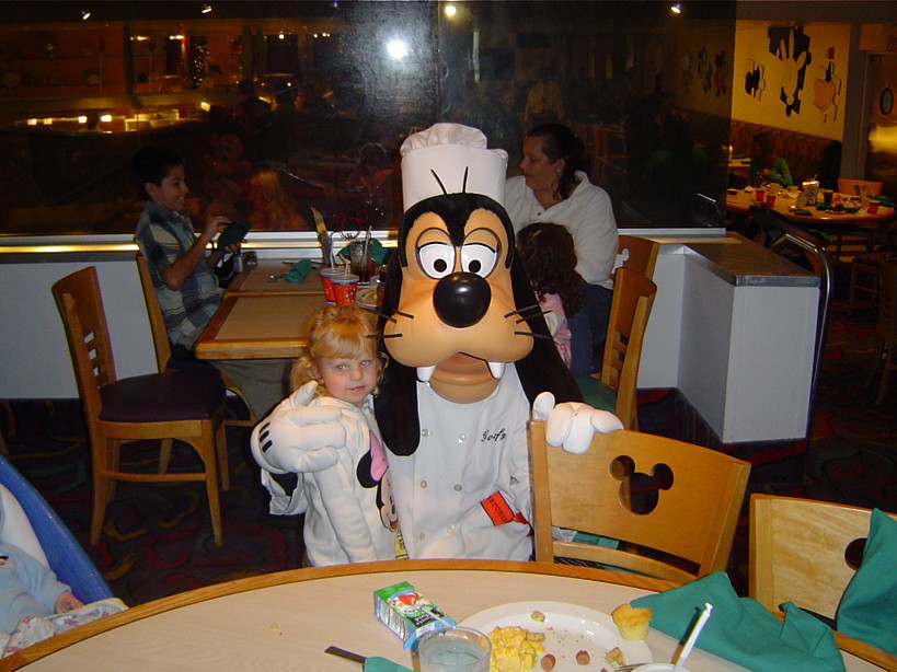 Chef Mickey's5 - 11/2004
